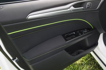 Ford Fusion có nội thất từ công nghệ vỏ chai Coca Cola - 5 Ford Fusion có nội thất từ công nghệ vỏ chai Coca Cola